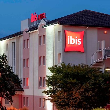 ホテル Ibis Pau レスカー エクステリア 写真